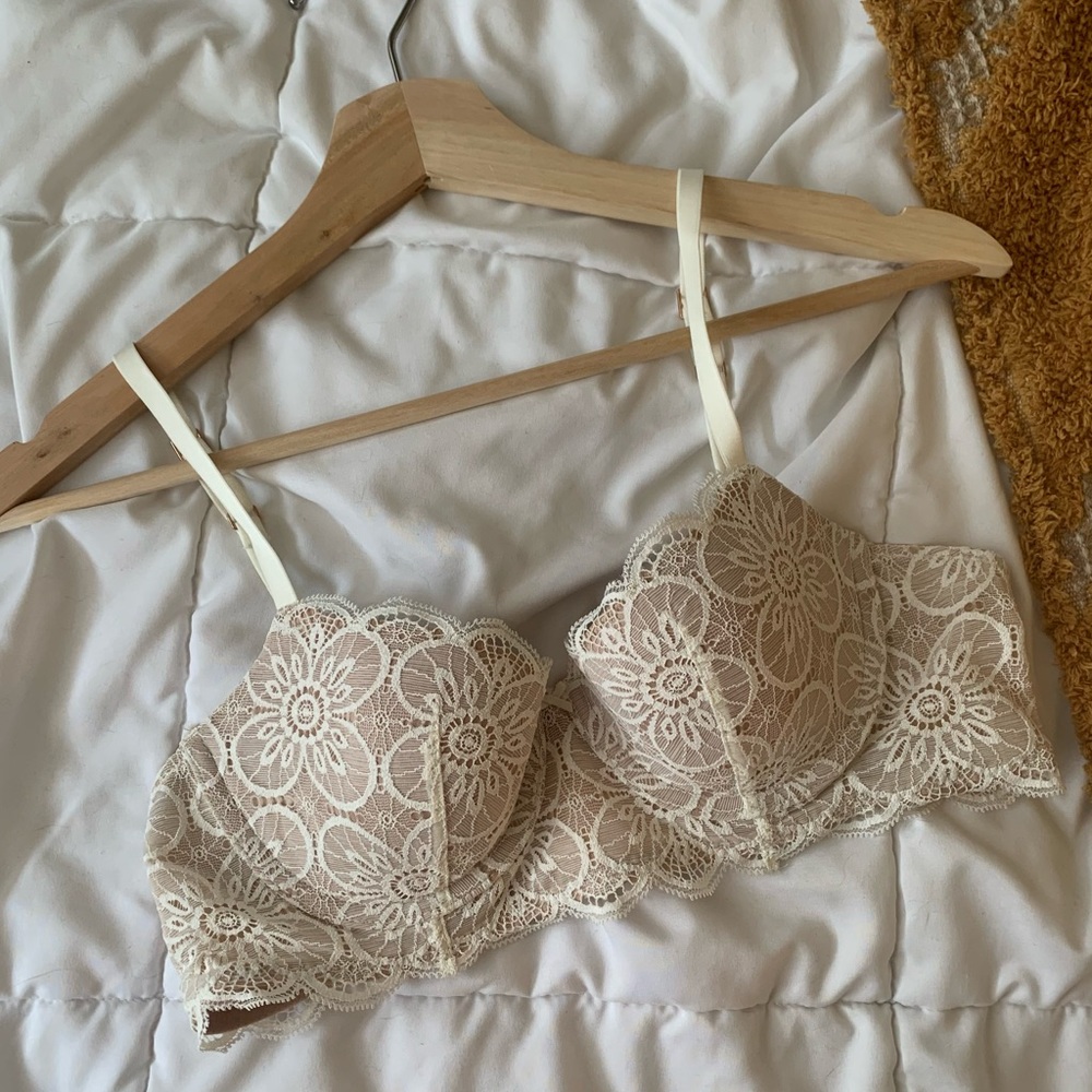 AE balconette lace bra